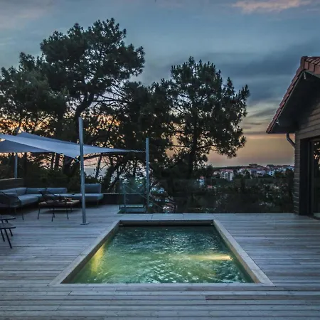 Sleeps 10 Pool Wifi *